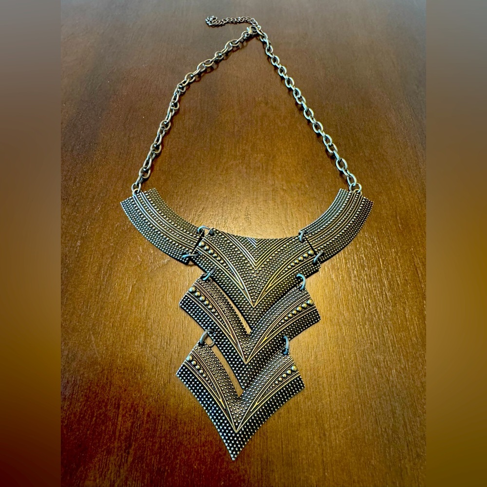 Elegant Bronze Statement Necklace